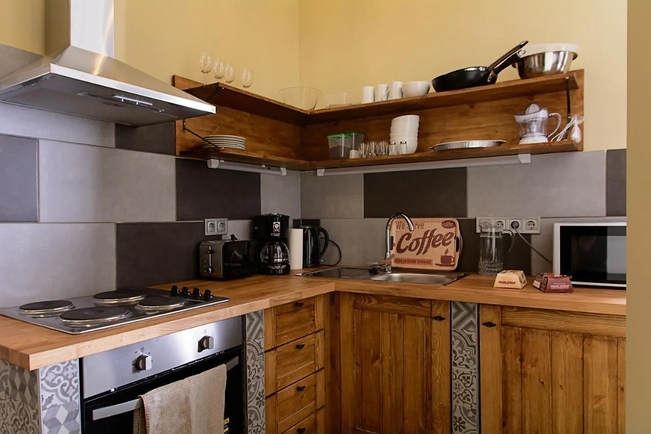 Walnuttree Loft Style Prestige Apartment Boedapest